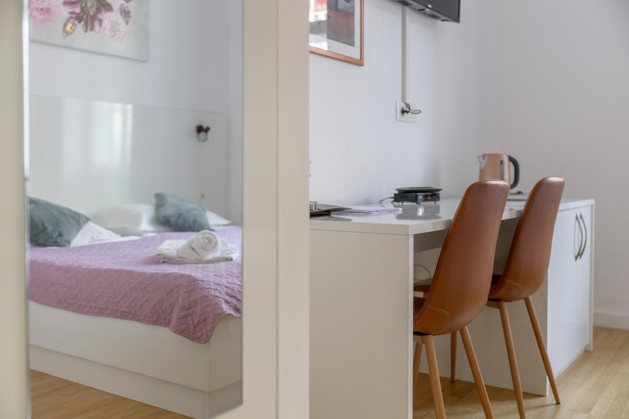 Niva Rooms & Studio Apartment Загреб Екстериор снимка